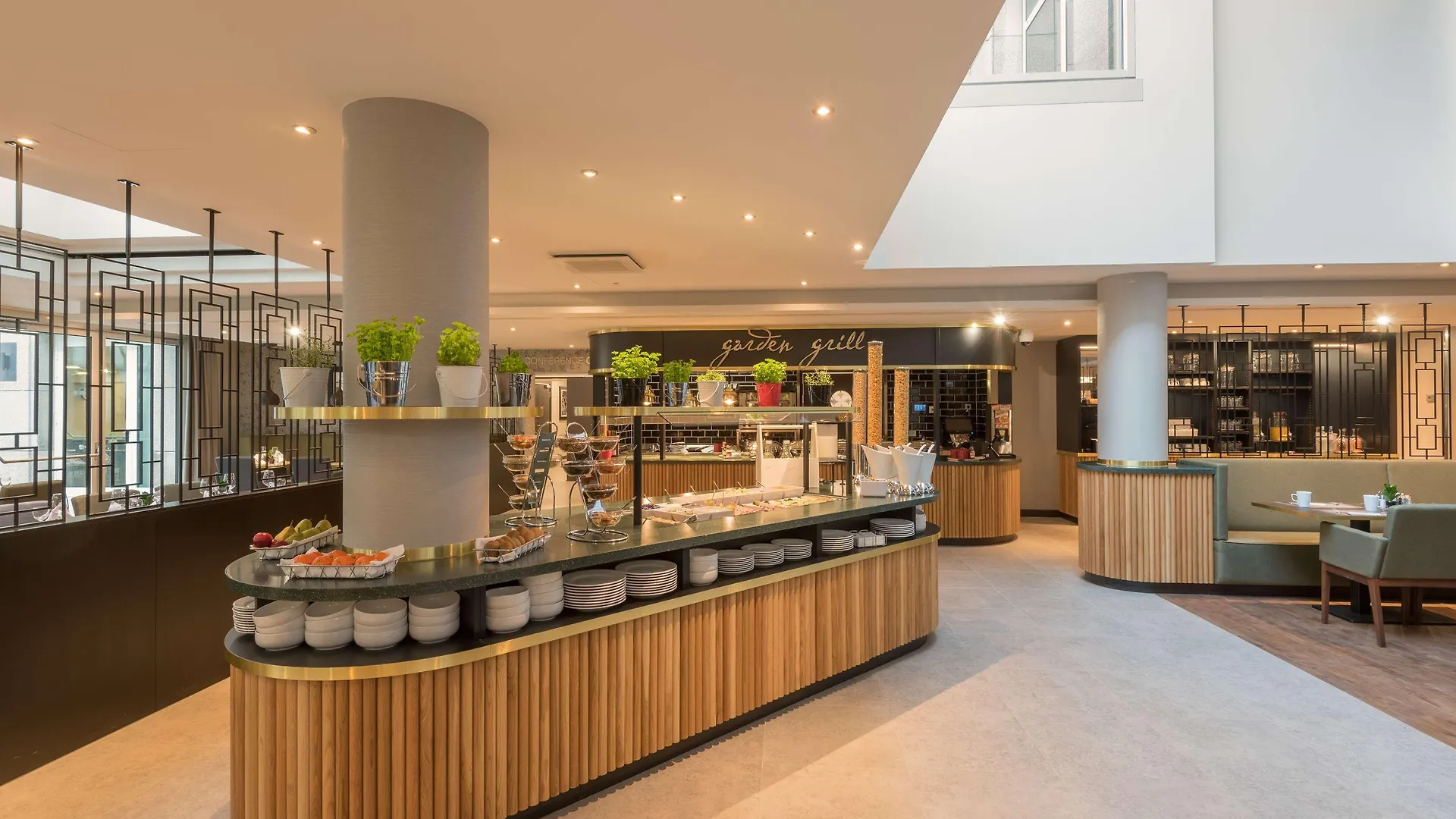 **** Hotel Hilton Garden Inn Frankfurt City Centre Frankfurt am Main Germany