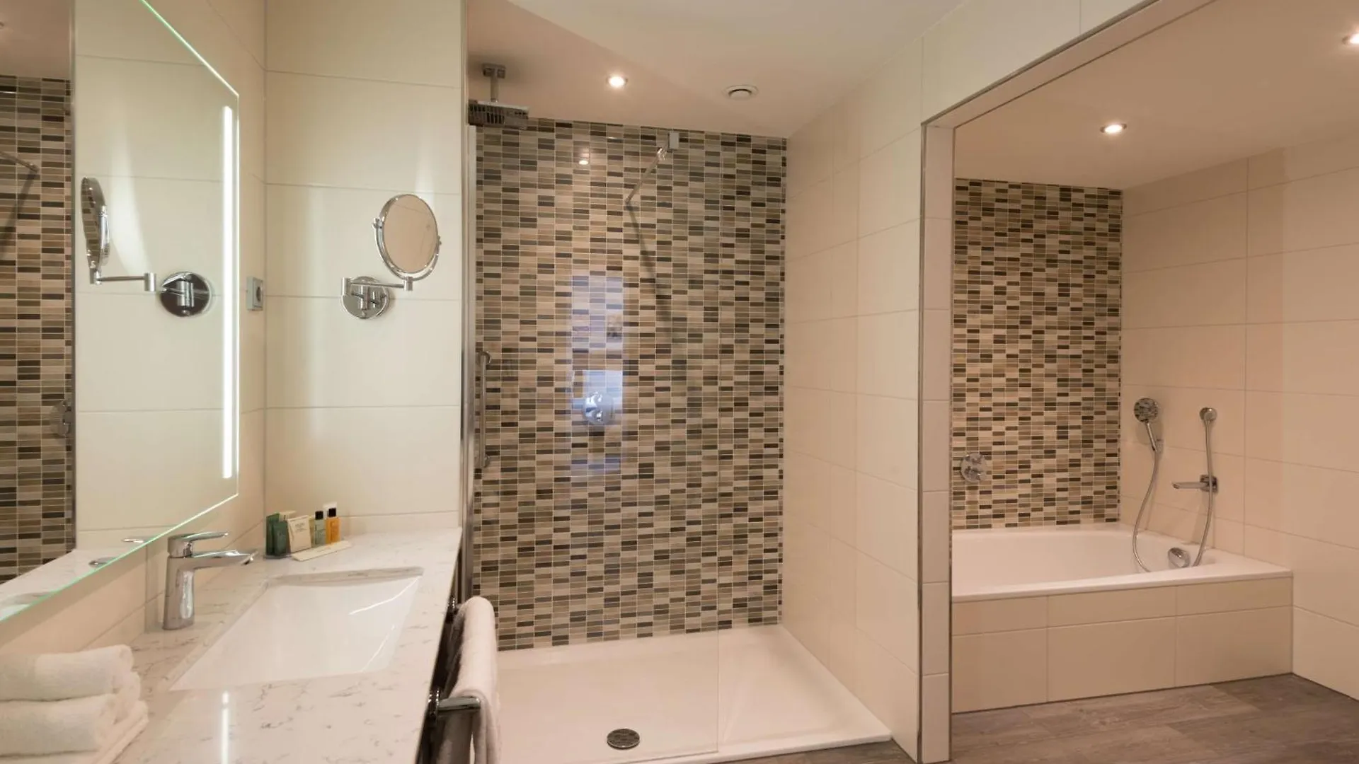 Hilton Garden Inn Frankfurt City Centre Frankfurt am Main Germany