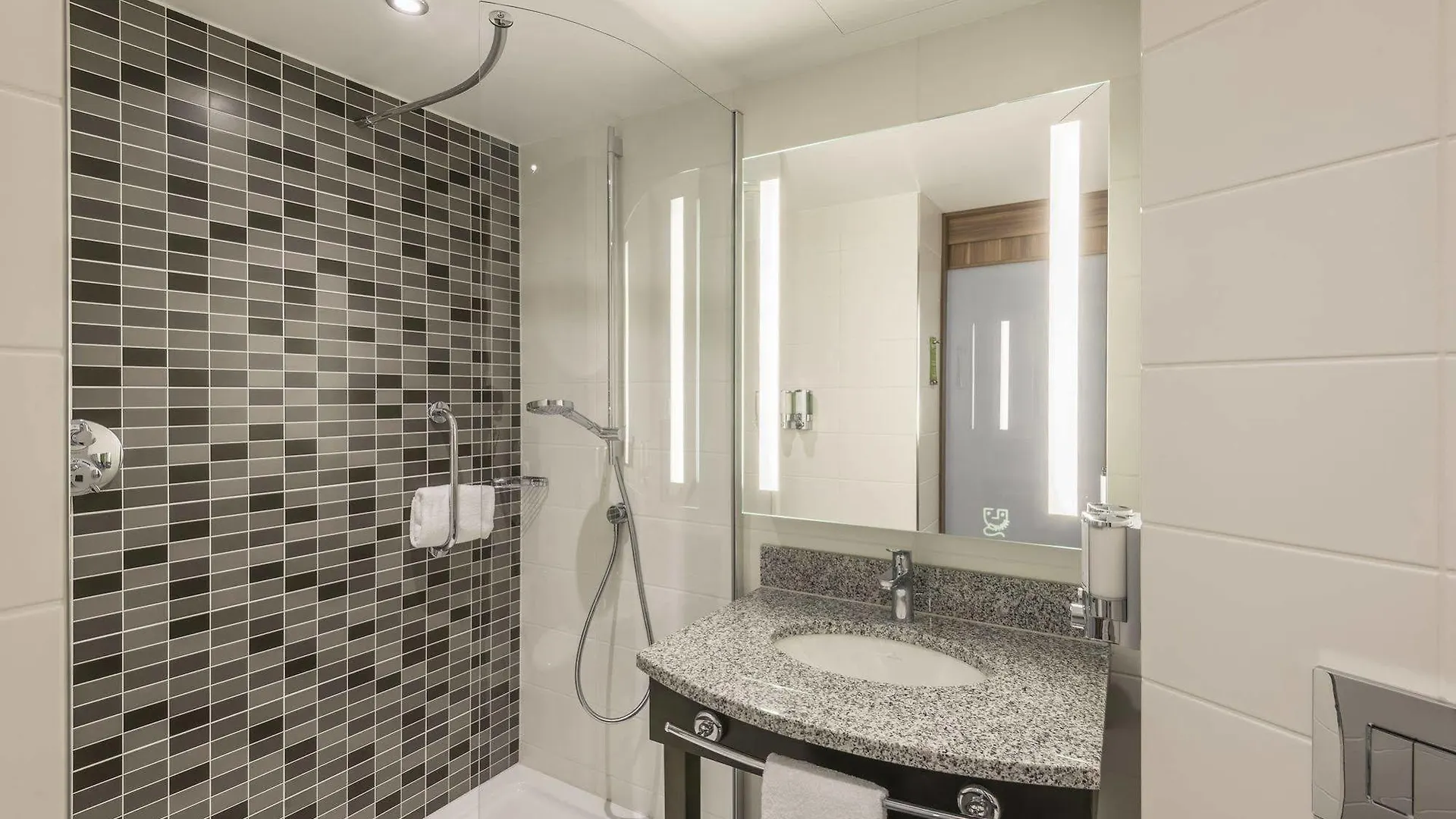 Hilton Garden Inn Frankfurt City Centre Frankfurt am Main 4*,  Germany